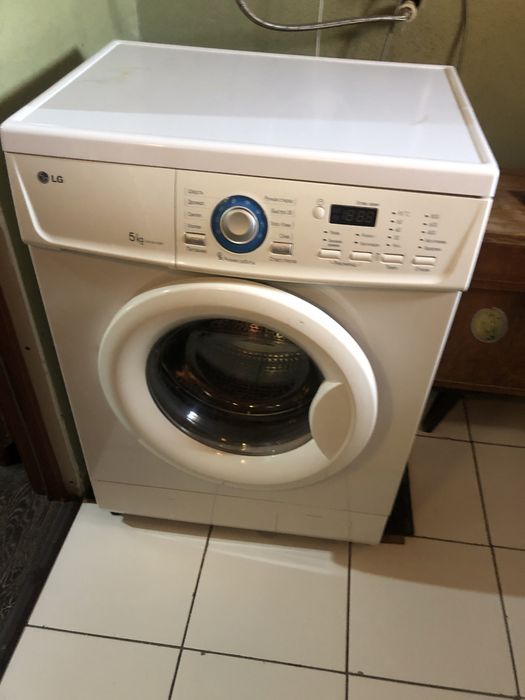 Продается стиральная машинка