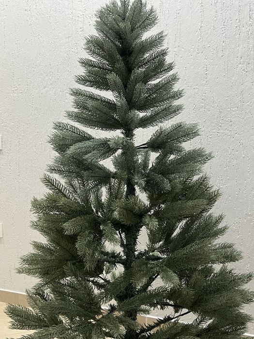 Продам ёлку искуственная