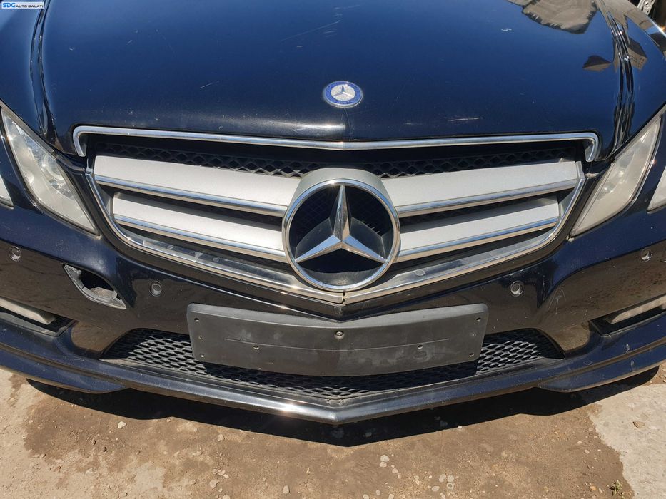 Grila cu Emblema Mercedes Clasa E Class Coupe Cabrio W207 A207 C207 NFL Non Facelift 2009 - 2013 [K5559]