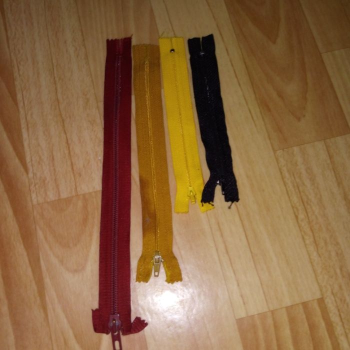 Застежки карабины,нитки для вышивания