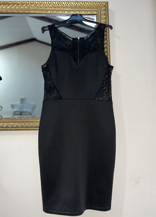 Rochie neagră, Guess LosAngeles