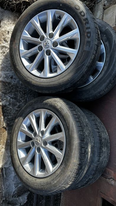 Диски от тойота камри, оригинал