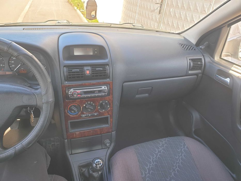 Opel Astra 1999 1.6