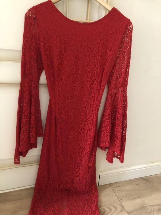 Rochie sexi roșie spatele gol midi