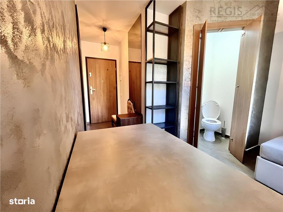 Spatiu pentru Sediu Firma in Urban Plaza de Inchiriat