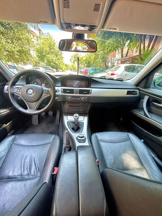 BMW 3 Series E90 325i