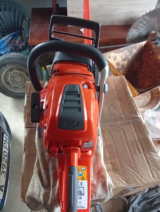 Хускварна 562хр ( чисто нова)