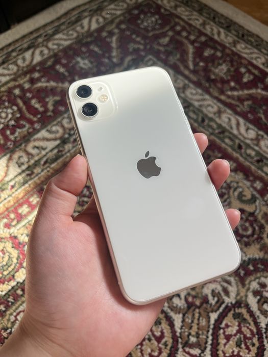 Айфон 11 128гб отличный