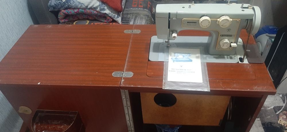 Продам швейную машинку Подольск