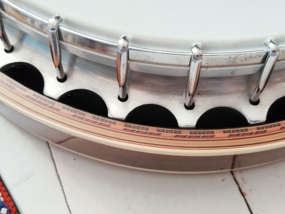 Банджо  Pirles из Японии