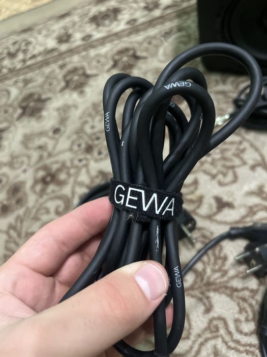 Мониторы JBL 3 series MK 2