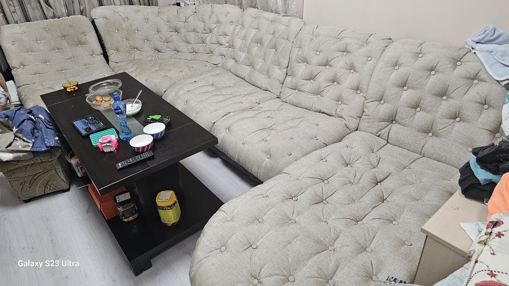 П-образен диван 370 см