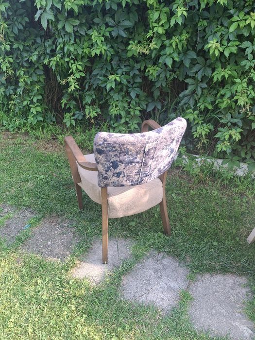 Столове за зеведение 63 броя