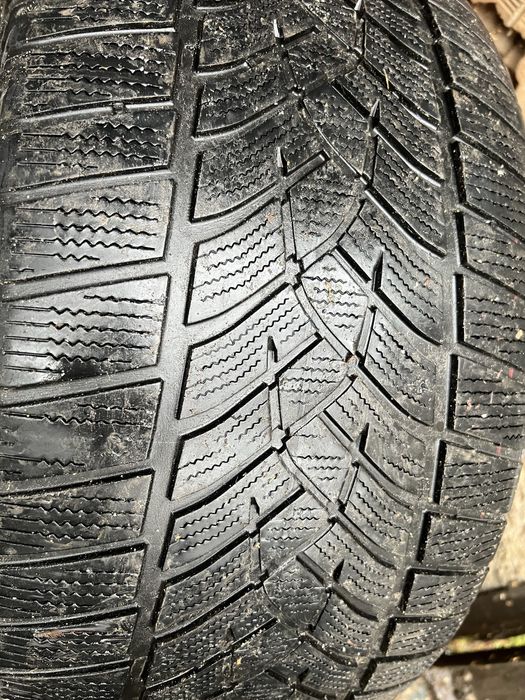 Зимни гуми Goodyear 275/40/20 -120 лв