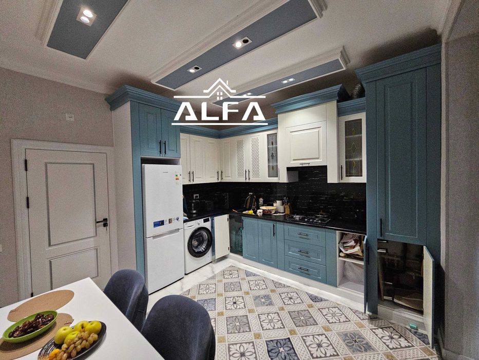 kvartira uy xonadon sotiladi 2 xonali 80m² 6-qavat.