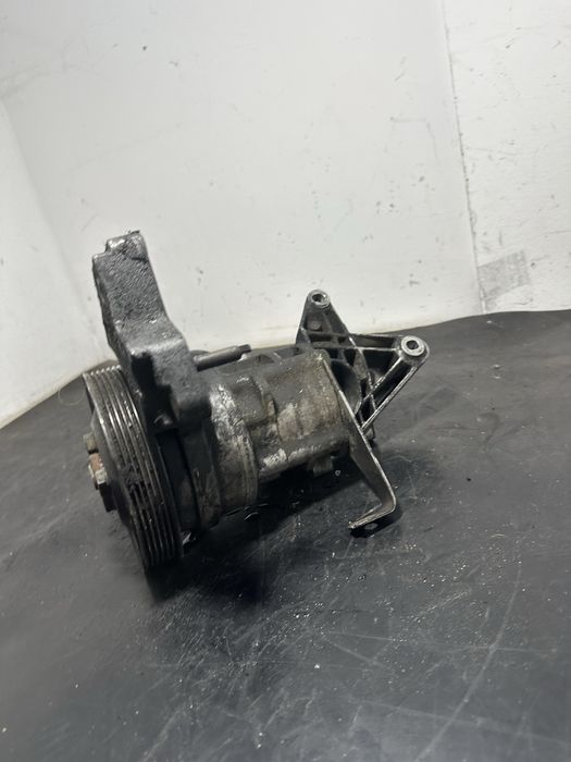 Pompa dynamic drive servo servodirectie BMW Seria 5 E60 530d LH2112204