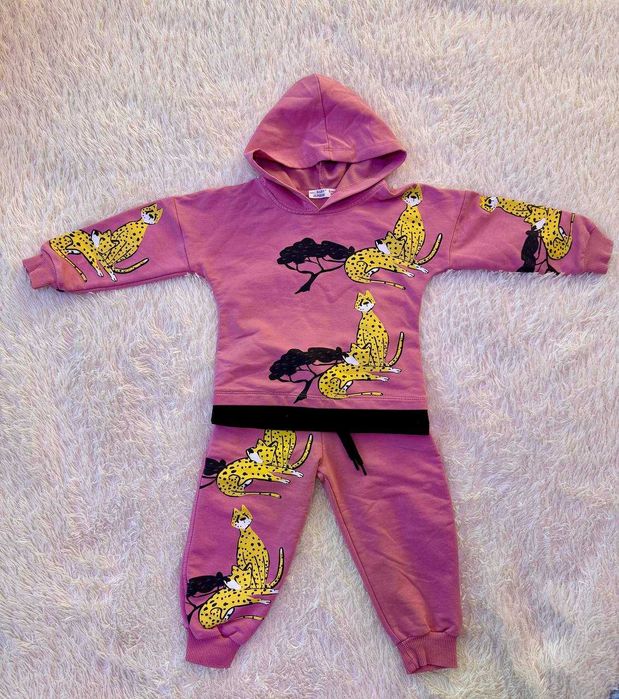 Костюм двойка на девочку 1,5-2,5 года