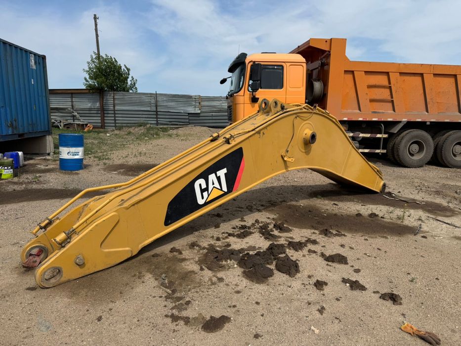 Стрела от Экскаватора Caterrpillar 336