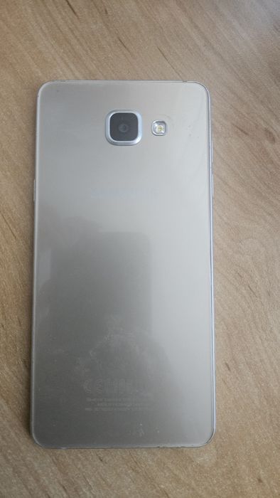 Samsung A5 (2016)