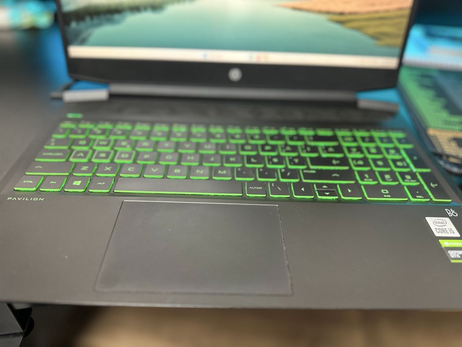 Vand Laptop Gaming HP Pavilion 16 i5-10300H/GTX 1650 Ti/SSD 256/HDD 1T
