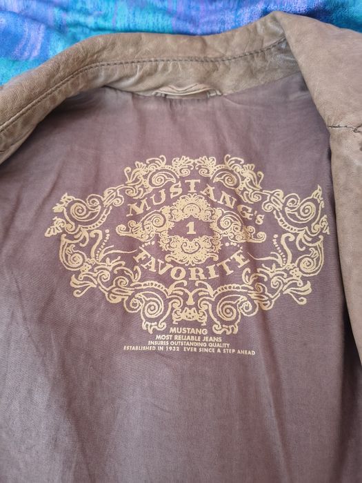 Яке естествена кожа Мустанг.