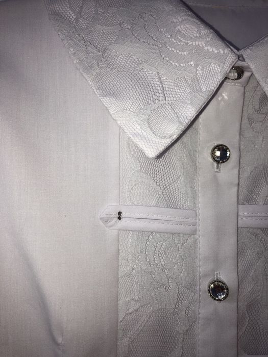 Новая. Нарядная школьная блузка . Польша