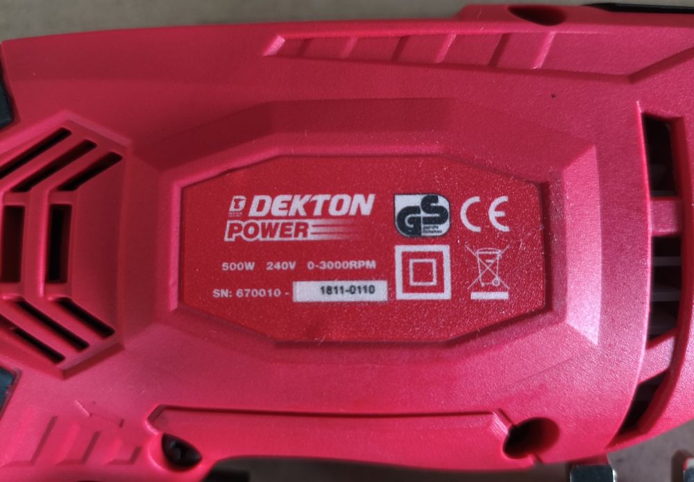 Bormașină electrică cu cablu Dekton Power, 500W