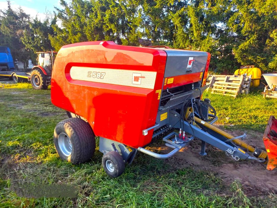 Presa Krone Round Pack 1250 Krone Comprima Krone Bellima  Welger RP 202 Vicon RF 121 Maschio Gallignani Claas Rollant 255 Krone KR 130 Welger RP 320