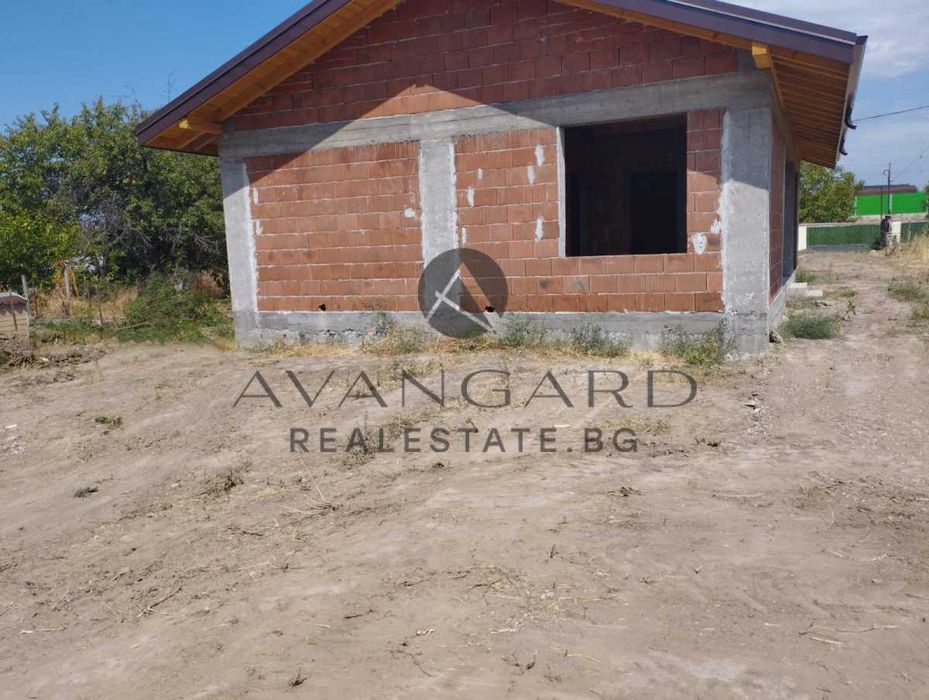 Продава се Къща в с. Скутаре, Област Пловдив - 98 кв.м за 1598 €/кв.м - Снимка #2