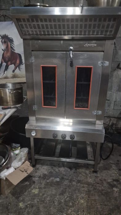 Продается ресотораные обородоваине