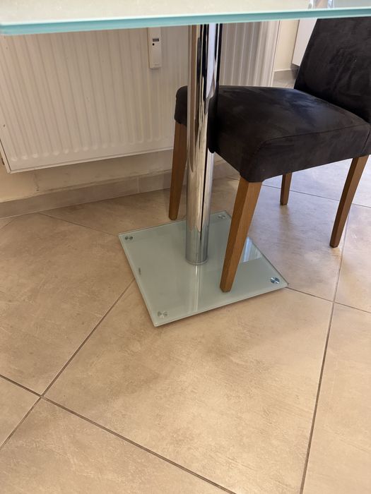 Кухненска маса от темперирано стъкло  80х80