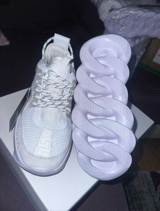 Adidași Versace Chain Reaction