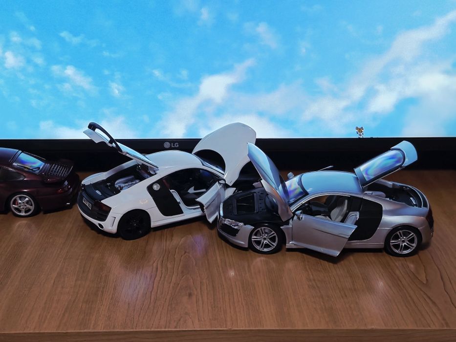 Macheta 1 18 Audi R8, R8 GT