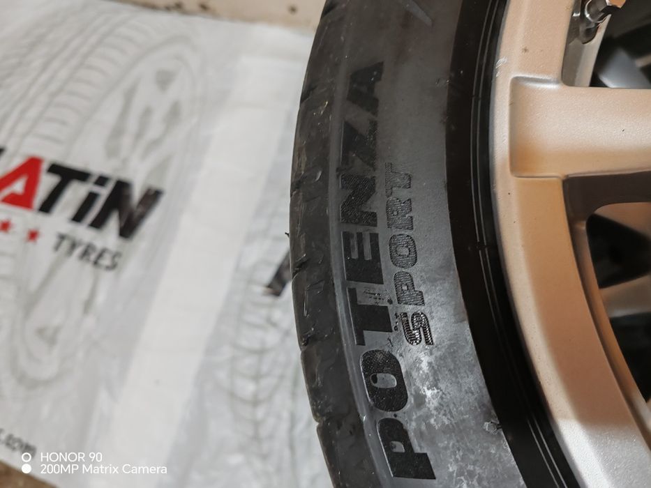 Джанти с гуми и фланци +болтове за BMW