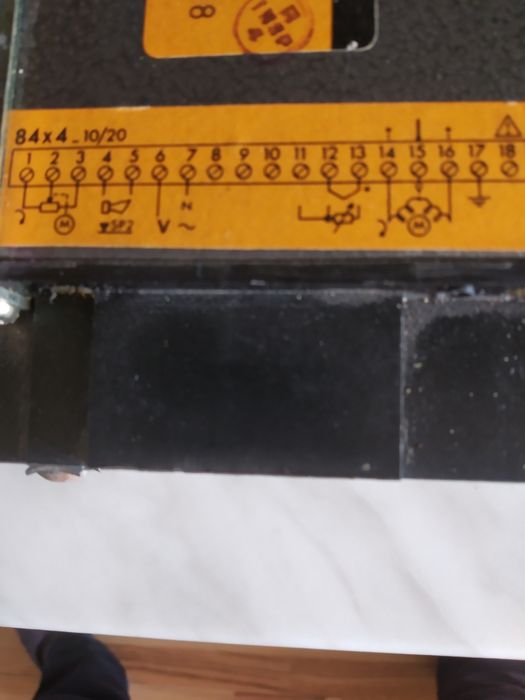 Терморегулатор за пещи