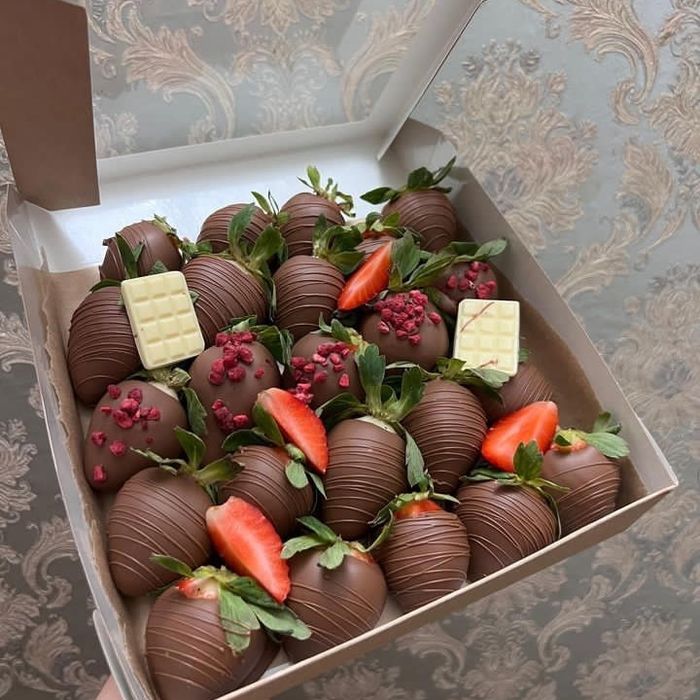 КЛУБНИКА В шоколаде Подарки боксы