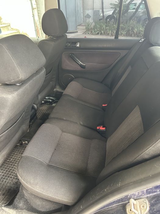 Vw golf 1.6sr akl