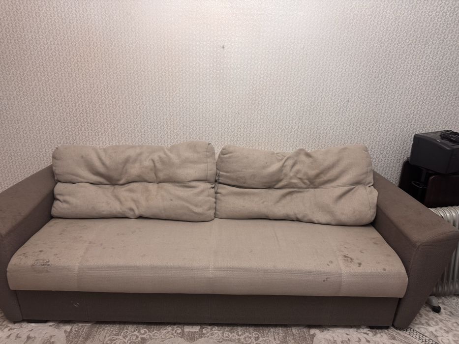 Диван серый отдам даром