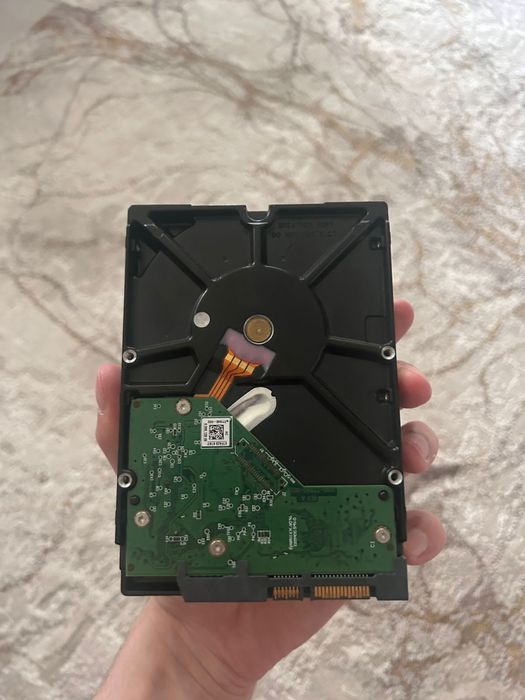 Продам жесткий диск 2Т