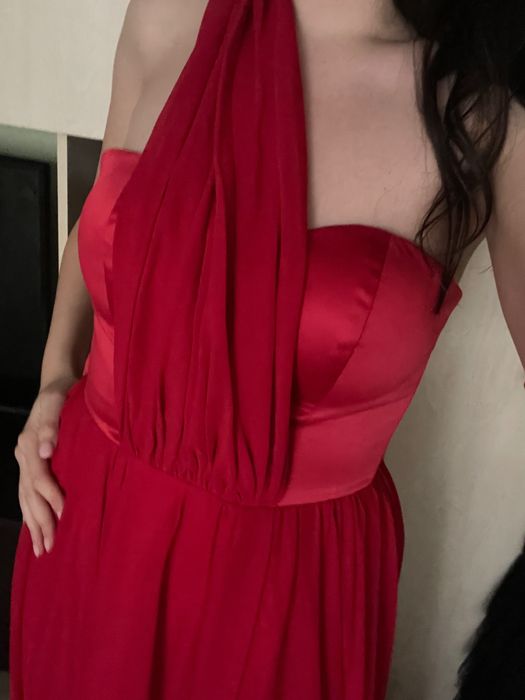 Rochie roșie de seara atelier The dressing room by Mădălina Tudor