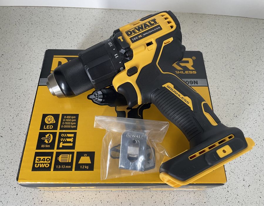 DeWALT DCD709 XR.  Filetanta / Masina de Gaurit si Insurubat  Original Nou !