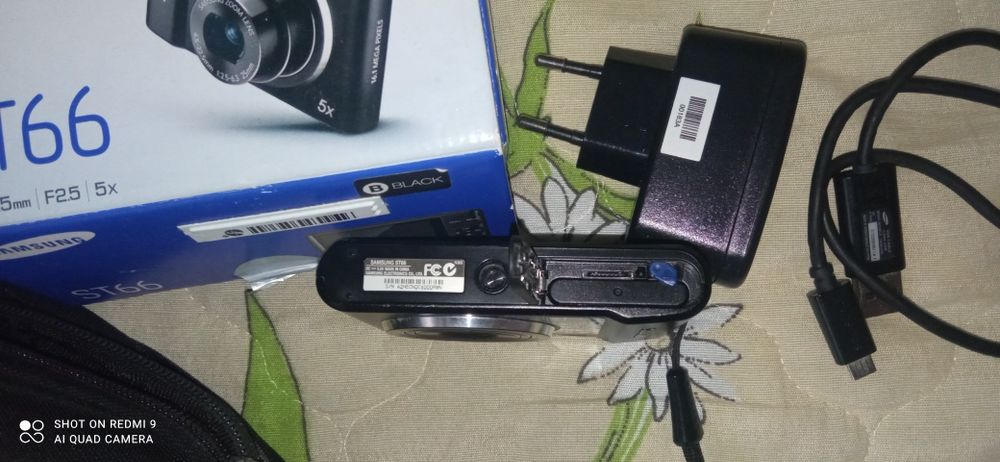 Samsung дигитален фотоапарат с бате и калъф за съхранение рия