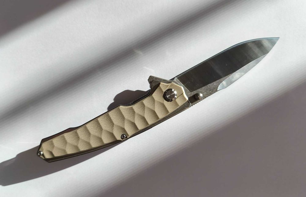 сгъваем нож, стомана D2, дръжка G10