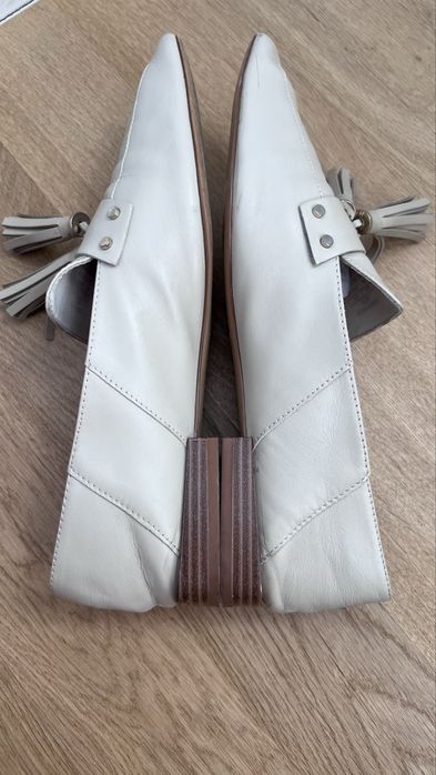 Mocasini damă Zara din piele naturală crem cu franjuri – mărimea 39