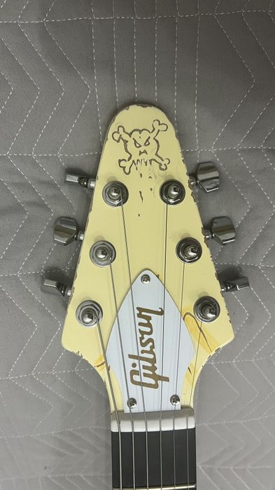 электрогитара flying v