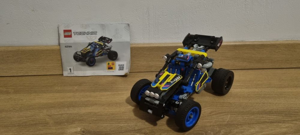 LEGO® Technic - Buggy de curse off-road 42164, 219 piese