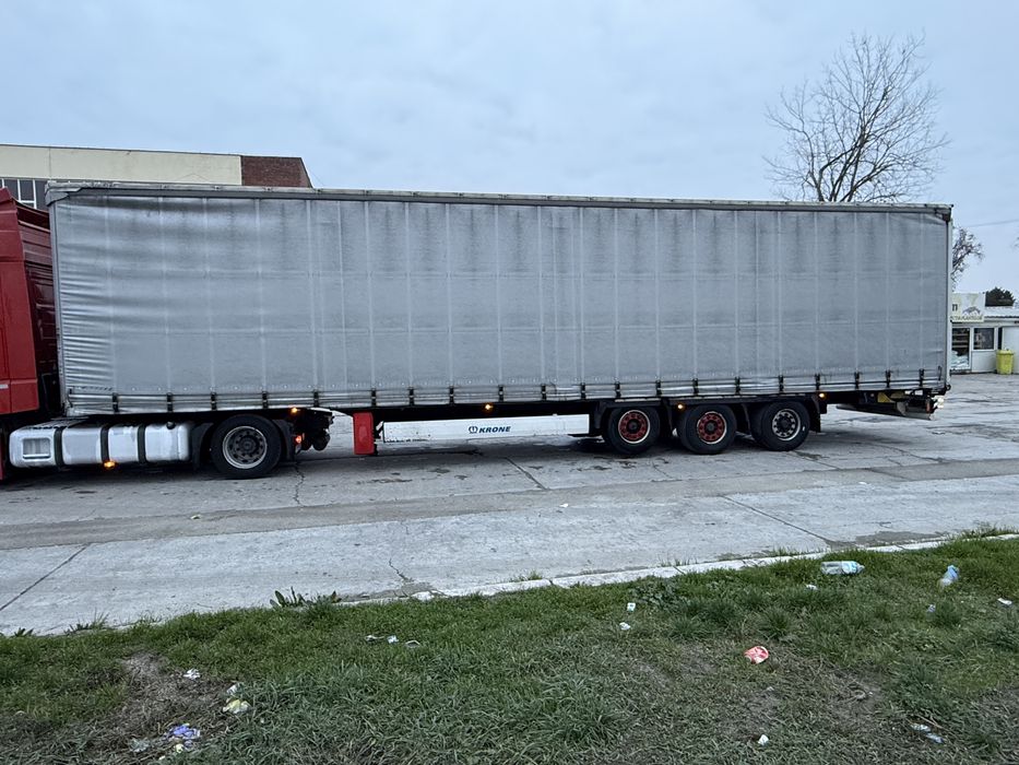 Semiremorca KRONE MEGA