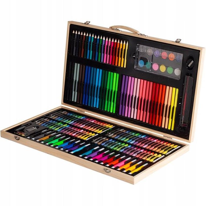 Художественный набор для рисования (220 пред.) в деревянном кейсе