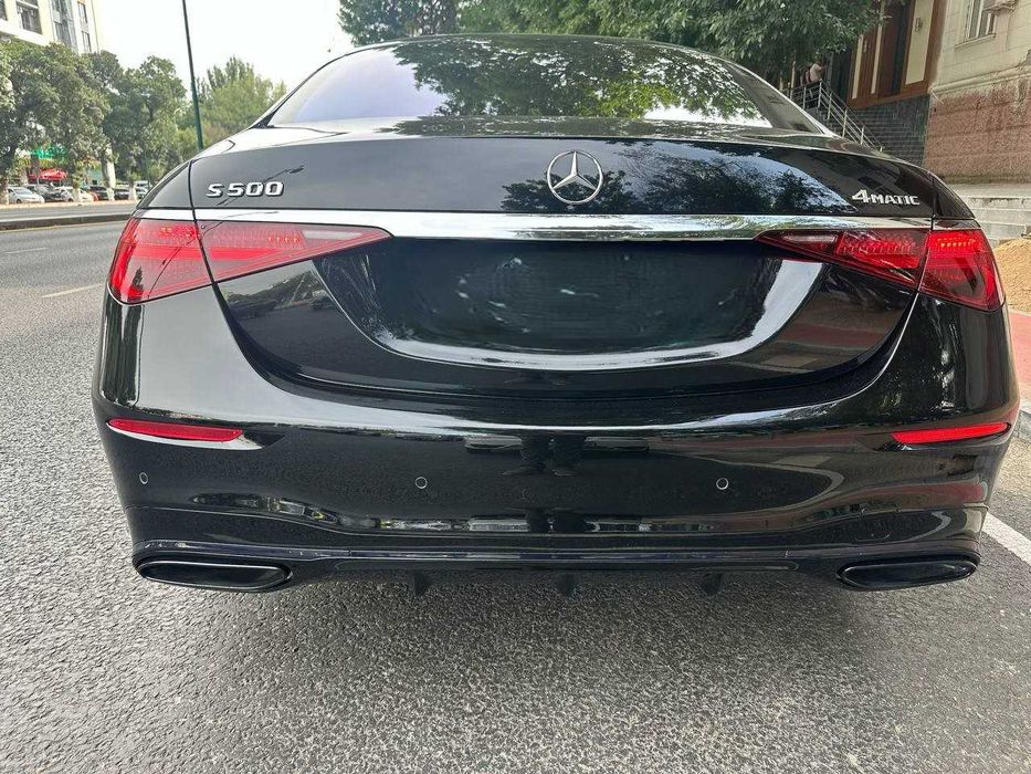 Mercedes-Benz S 500 4MATIC