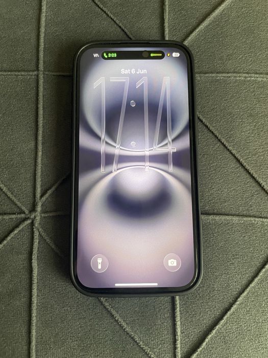 Iphone 16 Black-128GB